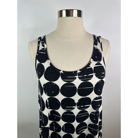 Alembika Geometric Polka Dot Scoop Neck Sleeveless Top - Picture 4 of 10